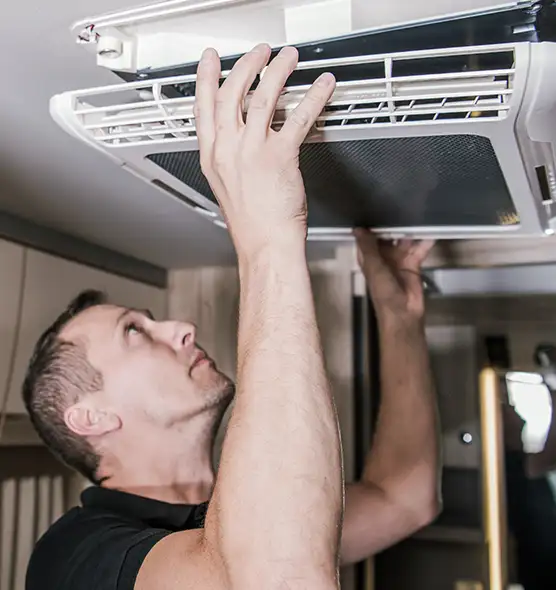  Professional Licensed And Insured Cleaners in Lake Forest, CA